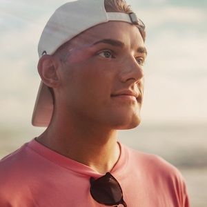 Meet your Posher, Steve